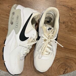 Nike Air Max Cream and Black Sneakers